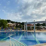 Rezort Duni Belleville 4*