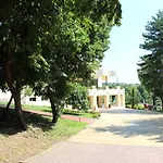 Duni Belleville 4*