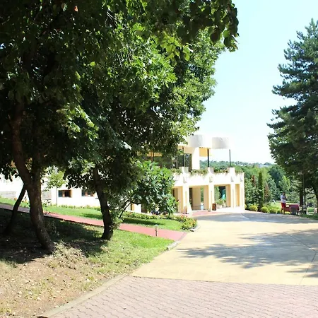 Duni Belleville 4*
