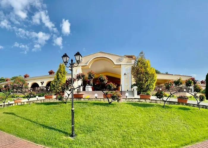 Duni Belleville אתר נופש 4*