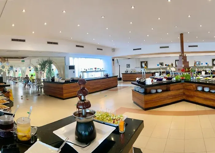 Duni Belleville אתר נופש 4*